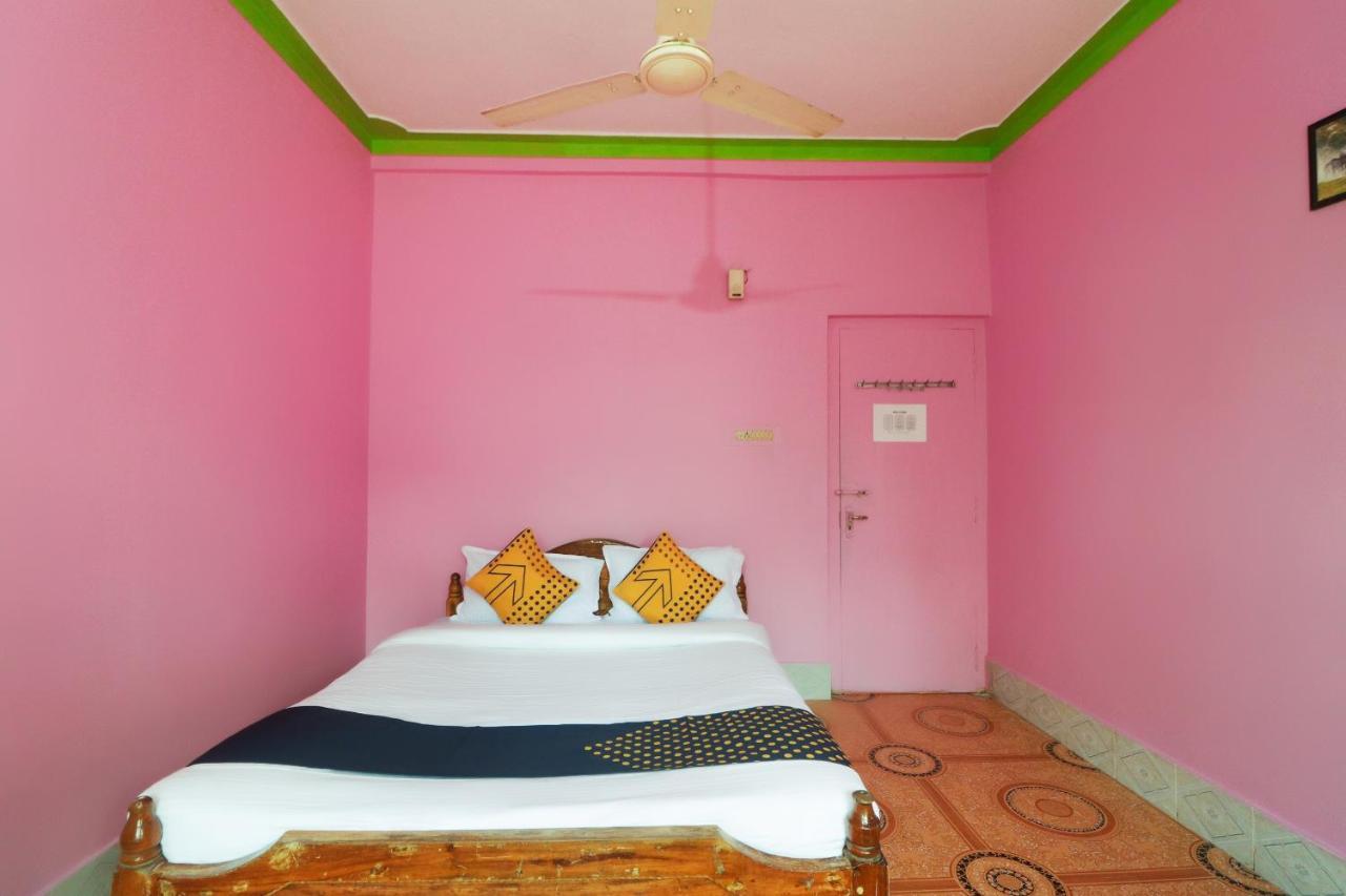 Kendrapara Spot On 65043 Hotel Kalinga Palace المظهر الخارجي الصورة