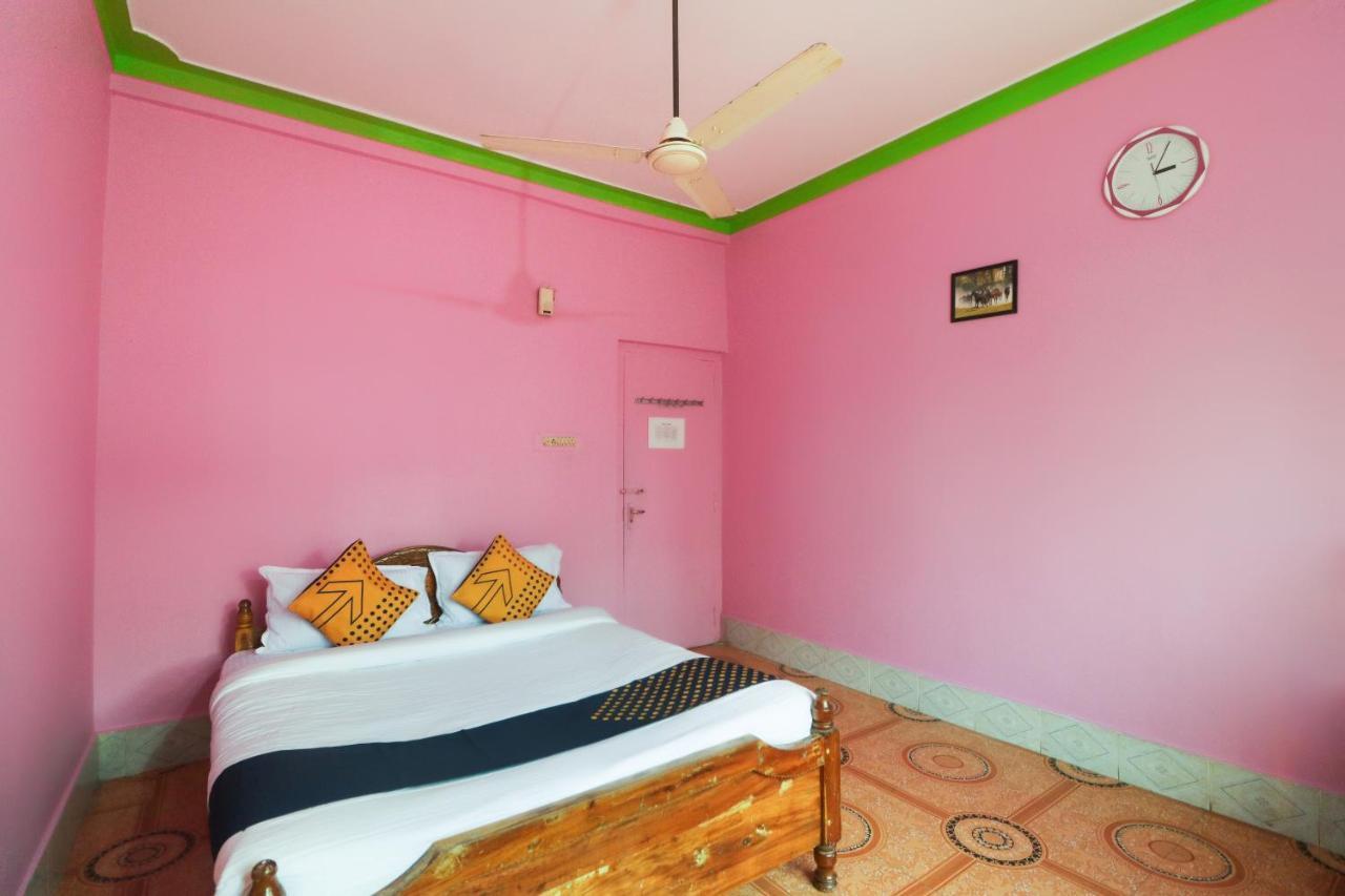 Kendrapara Spot On 65043 Hotel Kalinga Palace المظهر الخارجي الصورة