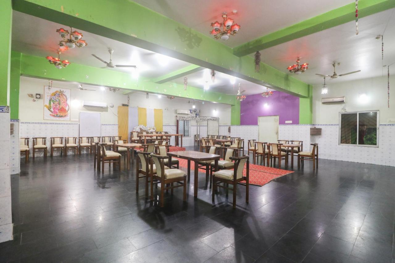 Kendrapara Spot On 65043 Hotel Kalinga Palace المظهر الخارجي الصورة